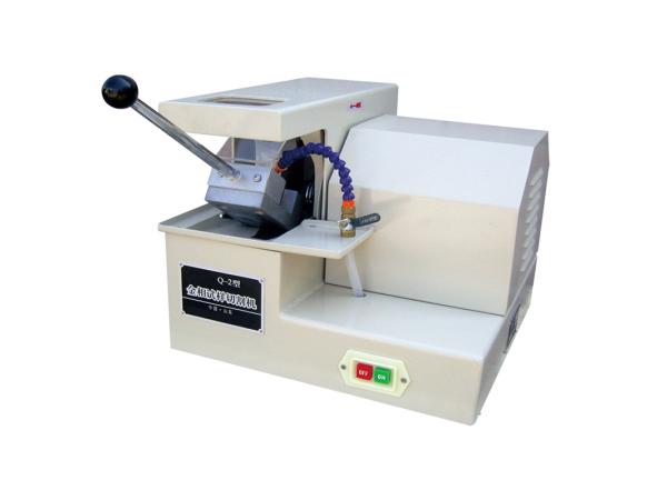 iqiege130D �����и��